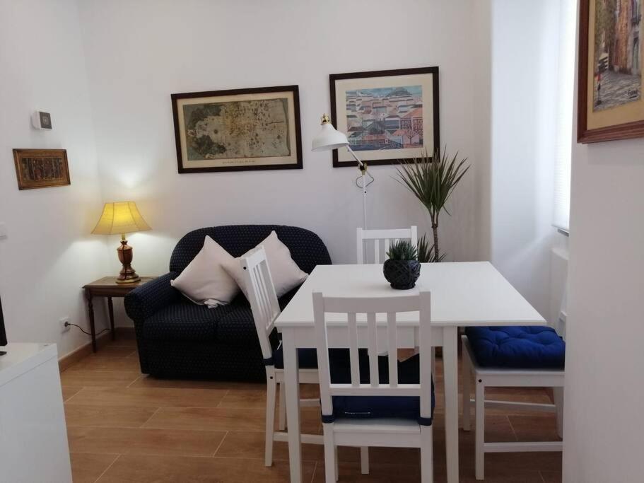 Casa Da Praia Da Poca - Apartamento Tulipa Estoril Exterior photo